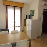 In 37069 * ביביונה
